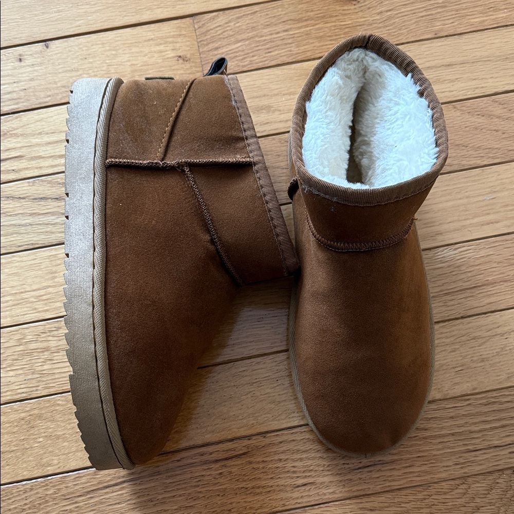 Sport Best Fashion short fur lined boots
